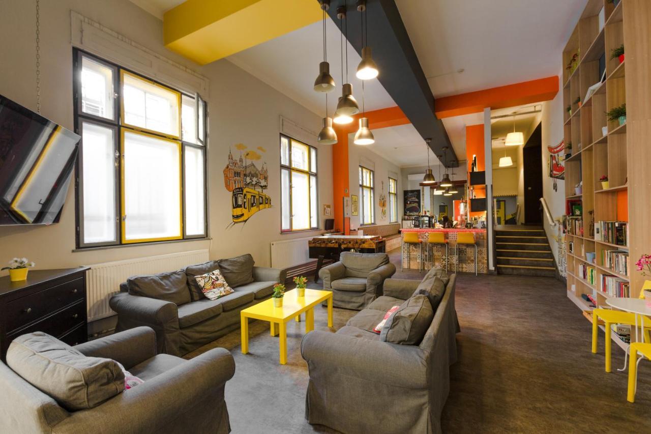 Goodmo House Hostel Boedapest Buitenkant foto