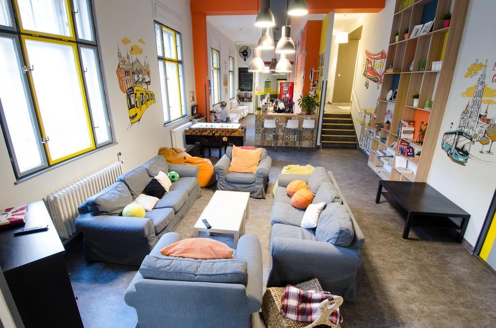 Goodmo House Hostel Boedapest Buitenkant foto