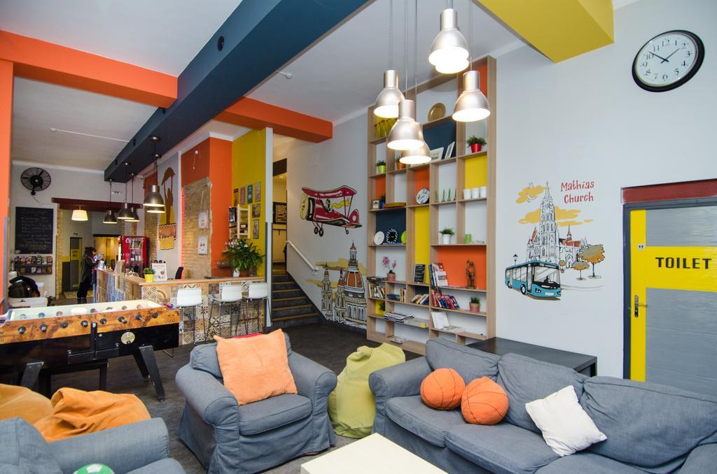 Goodmo House Hostel Boedapest Buitenkant foto