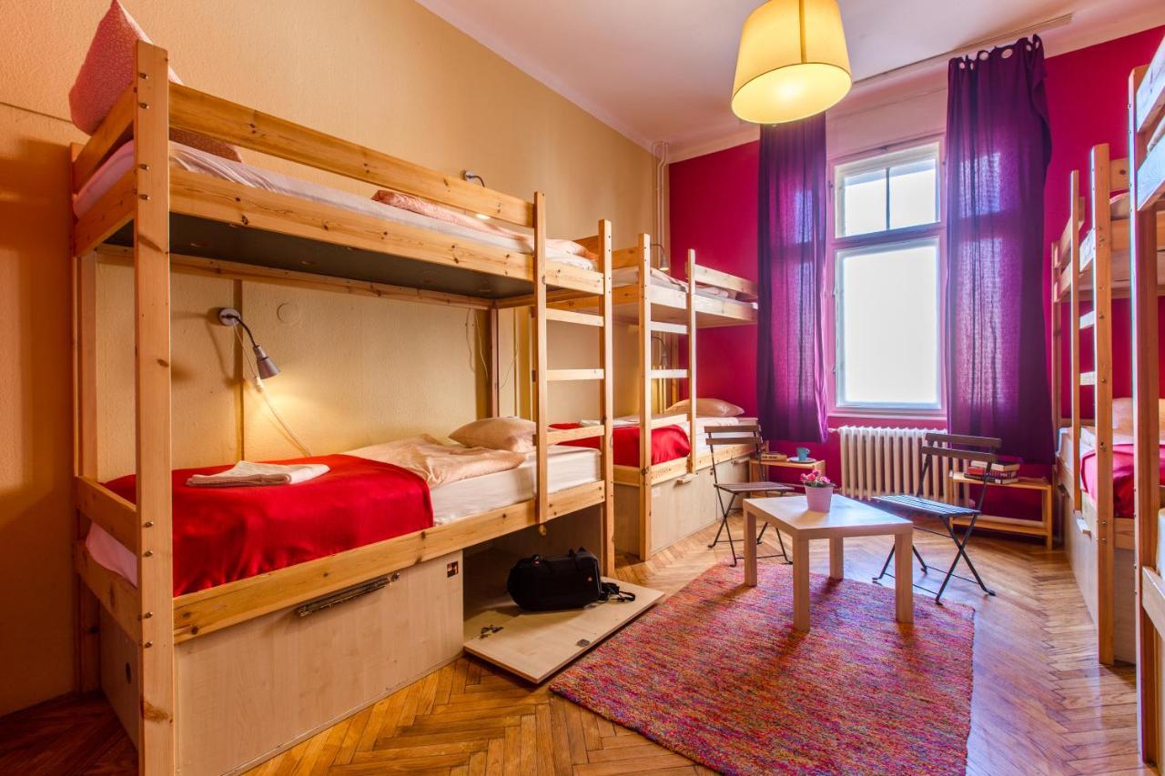 Goodmo House Hostel Boedapest Buitenkant foto